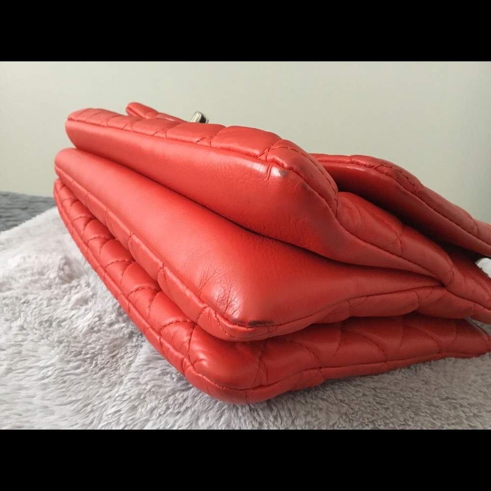 🔥 RED Chanel Maxi Flap Bag 🔥 - Picture 5 of 13